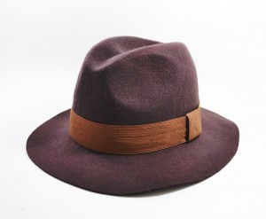 Chapéu Fedora Bruna Marquezine - Customizado